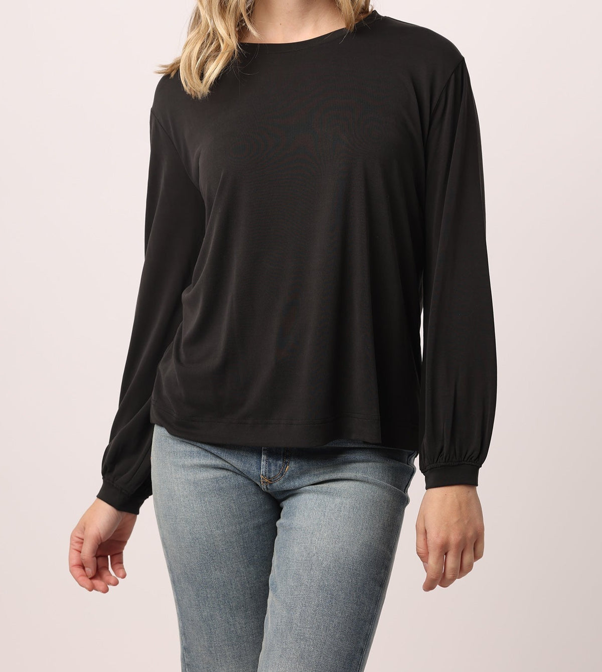 Eleat Women's Long Sleeve Henley