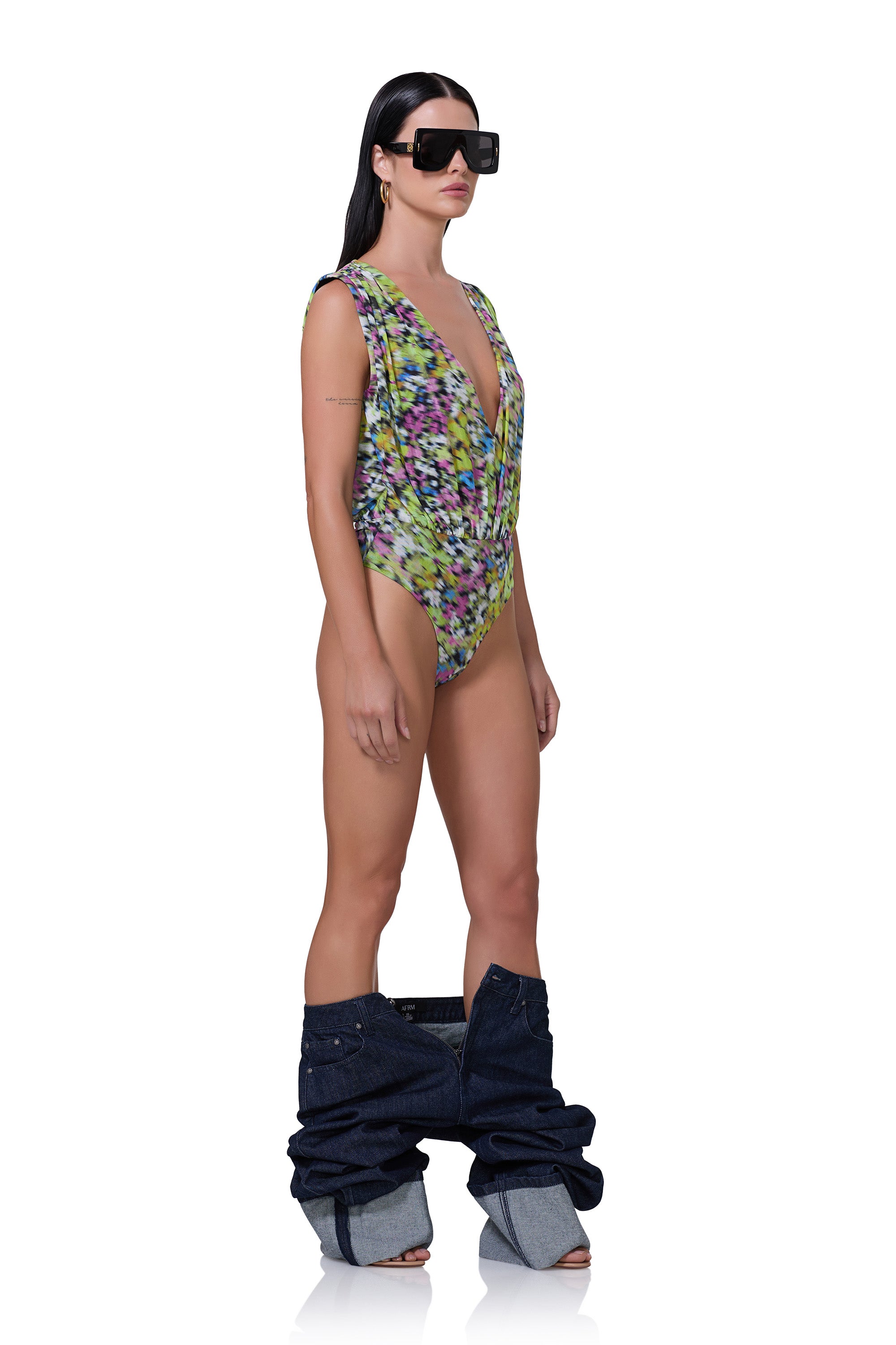 AVEN OLIVE BLUR FLORAL 3 35e6d70f 8da3 4119 941c 62c7d9e85ee1