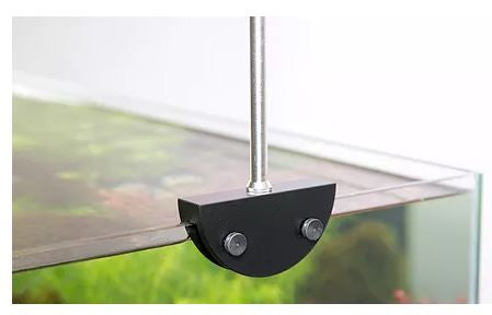 Minimal lock system for light mounting system