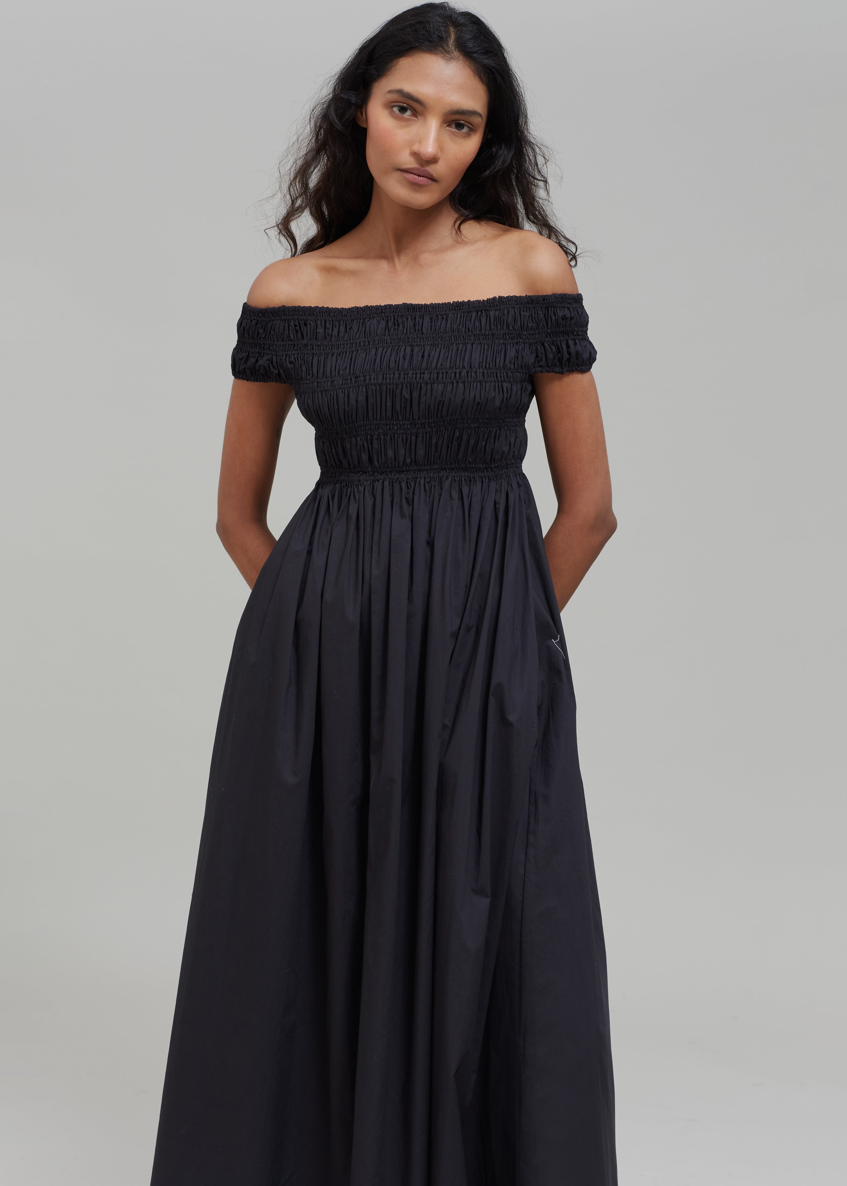 Matteau Voluminous Strapless Tiered Dress - Black – The Frankie Shop