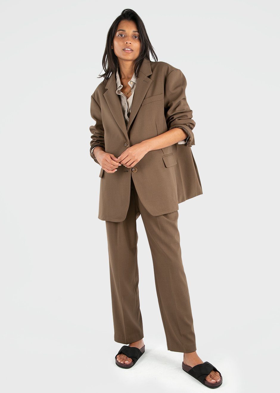 Frankie Oversized Boyfriend Blazer - Desert Taupe – The Frankie Shop