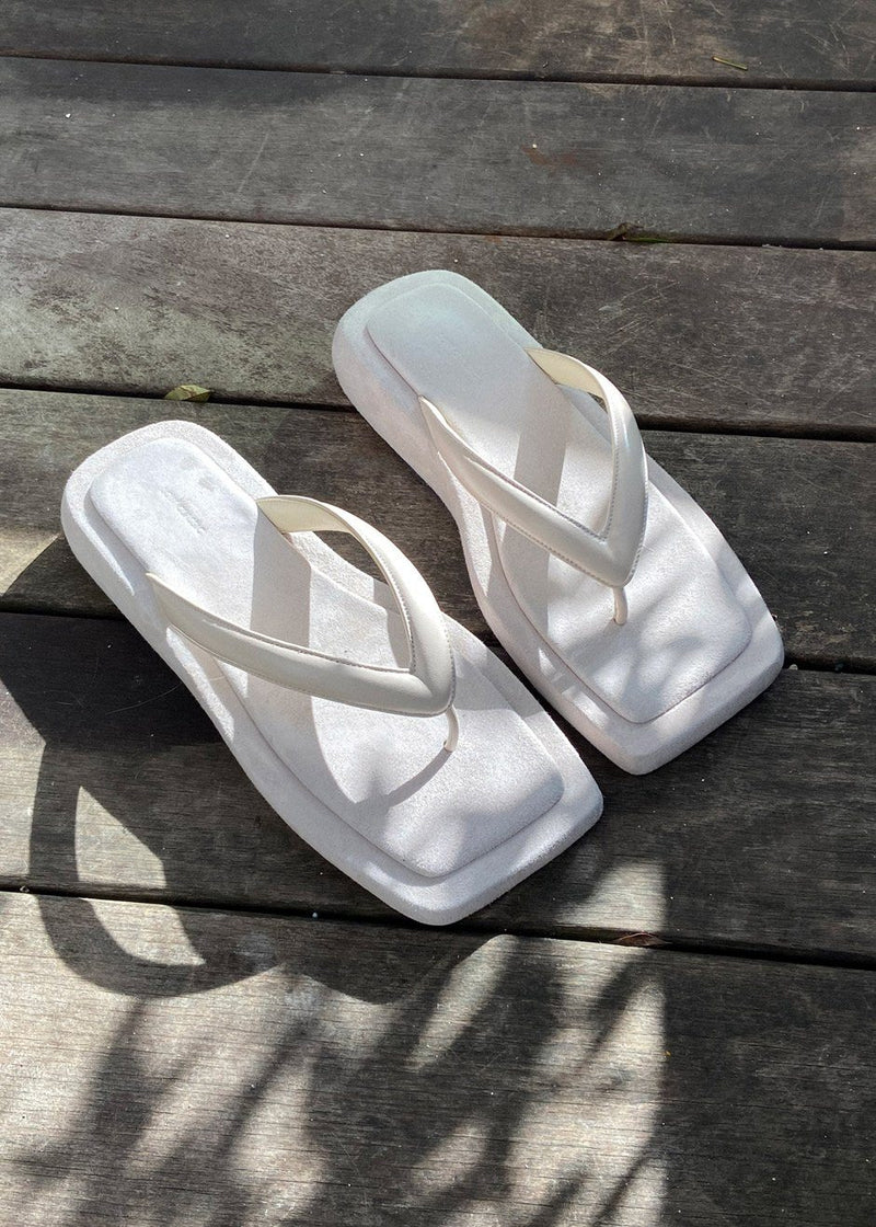 Padded Flip Flop Sandals by Low Classic in White – The Frankie Shop
