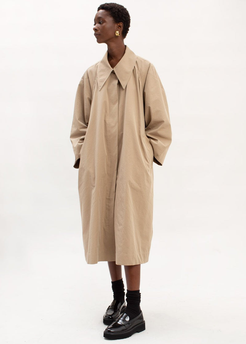 Pointed Collar Cocoon Trench Coat in Hemp – The Frankie Shop