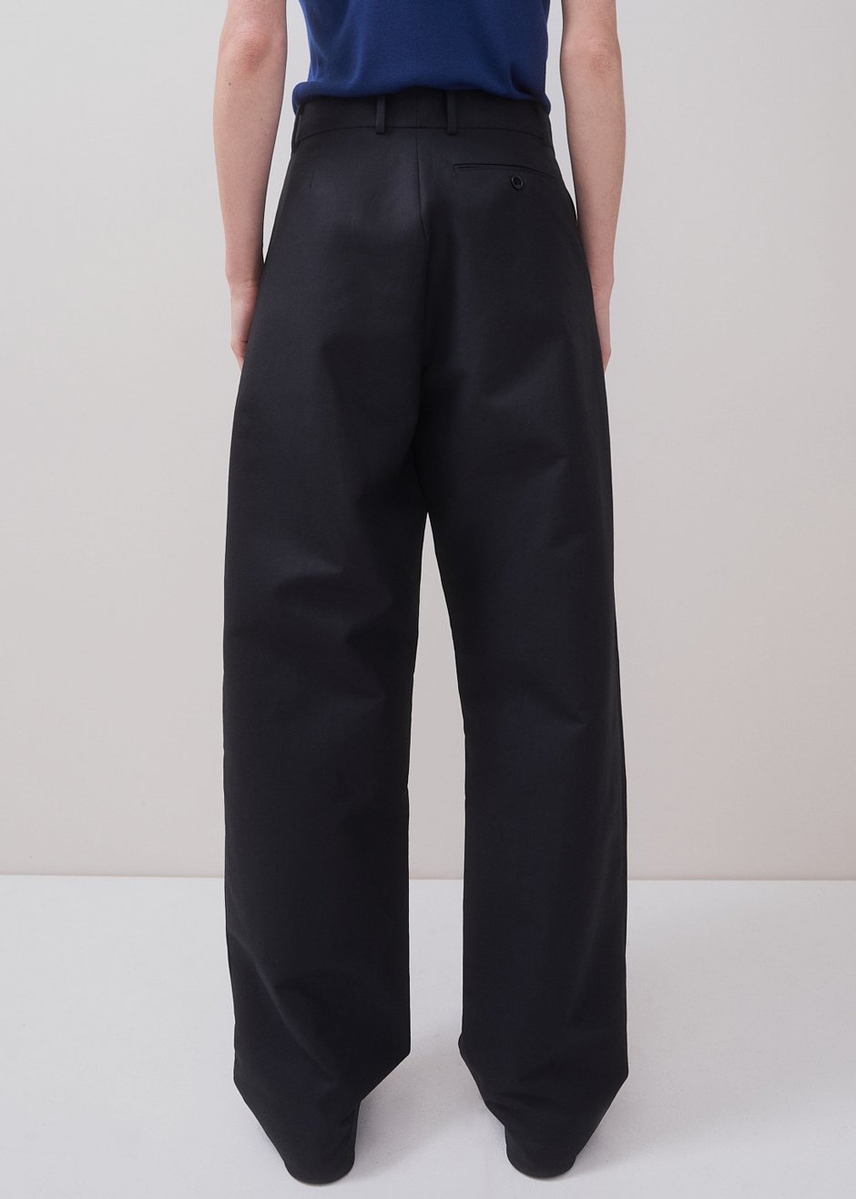 Rika Studios Diane Pants - Black