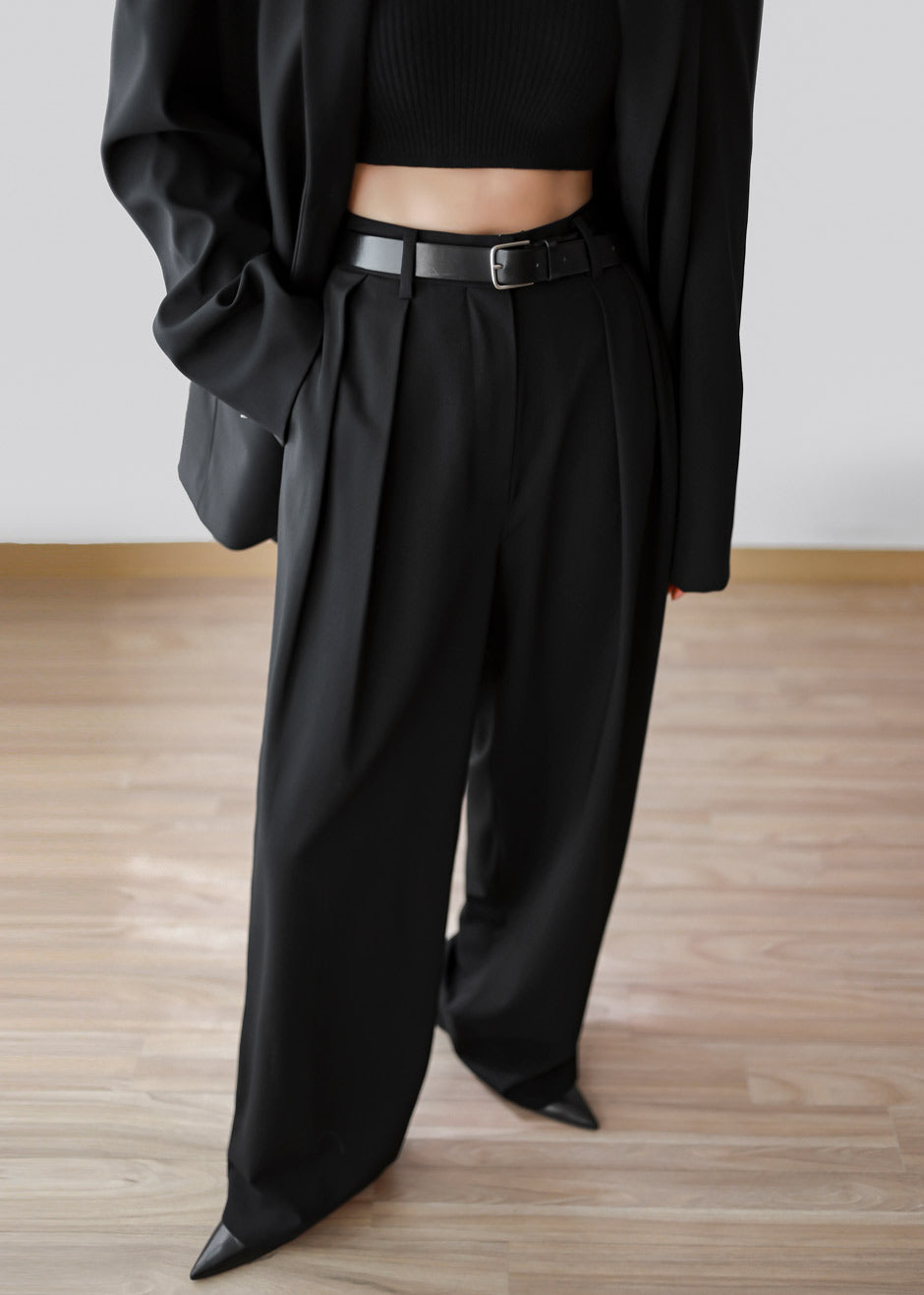 Gelso Pleated Trousers - Black – The Frankie Shop