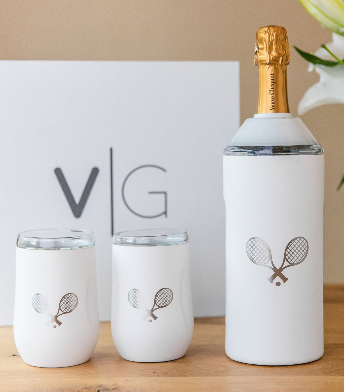 Vinglacé Wine Gift Set with Glass Lined Tumblers - White with Golf