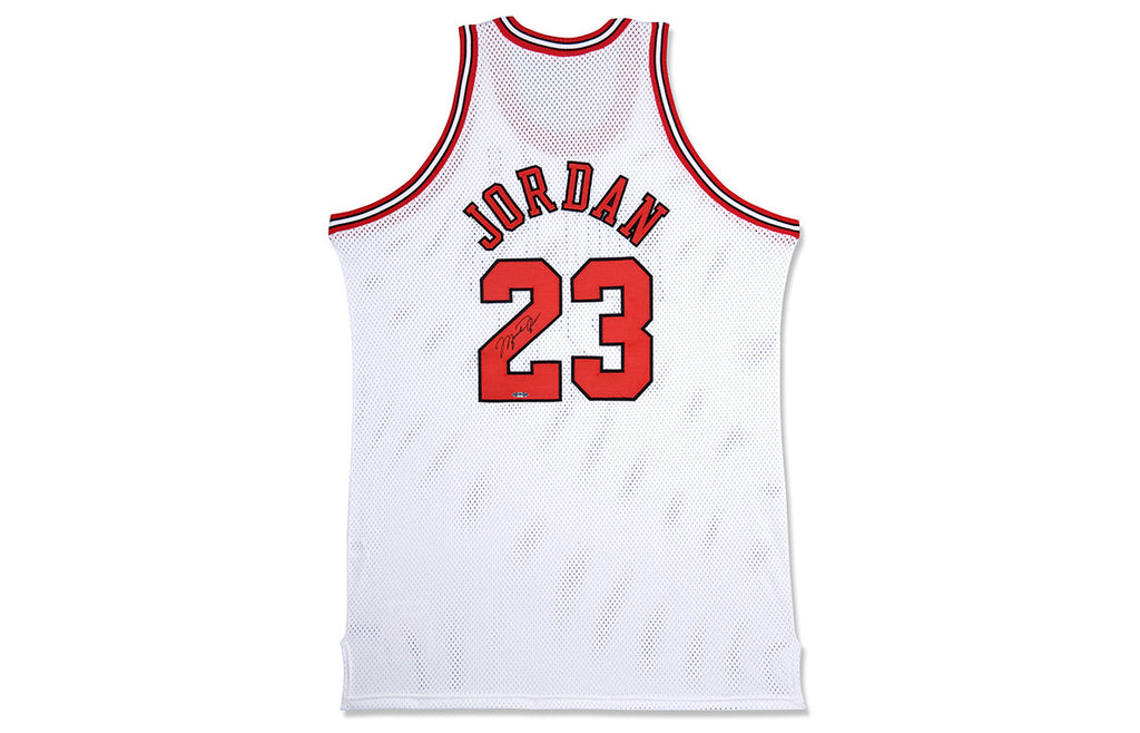 michael jordan signed jersey