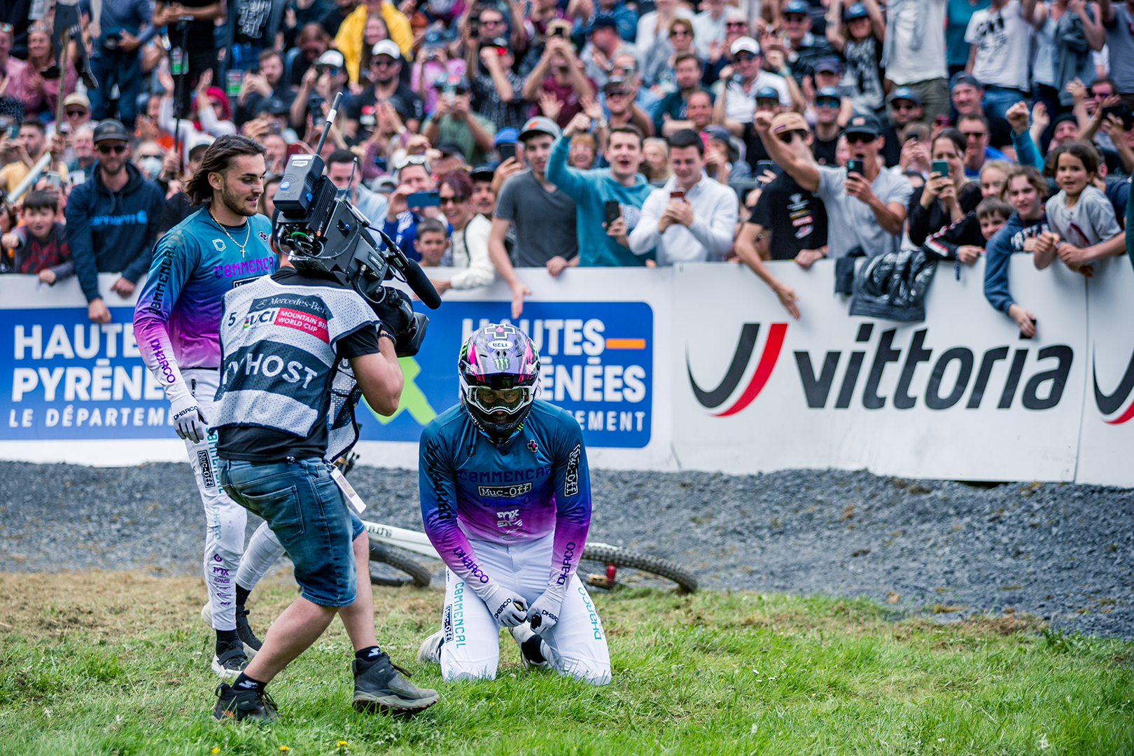 COMMENCAL/MUC-OFF DH TEAM - DHaRCO Clothing