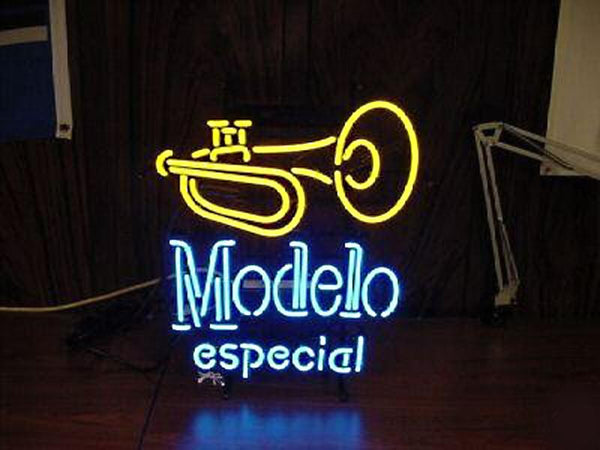 Modelo Especial Trumpet Neon Sign Real Neon Light for sale
