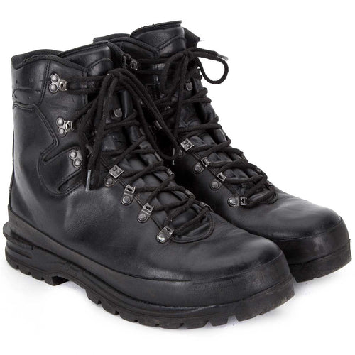 white mountain boots waterproof