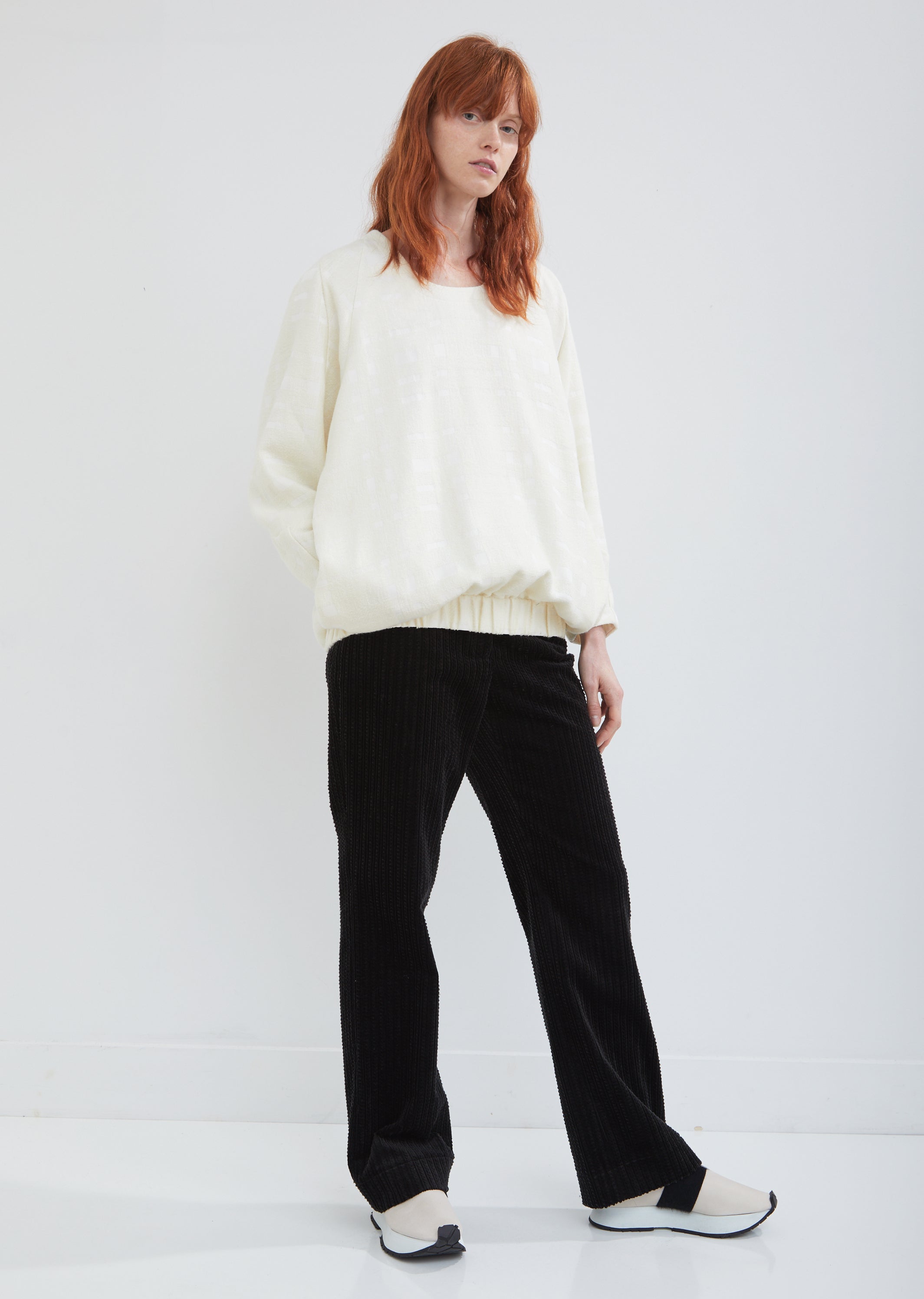 Tulov Elastic Hemmed Sweatshirt by Nehera- La Garçonne