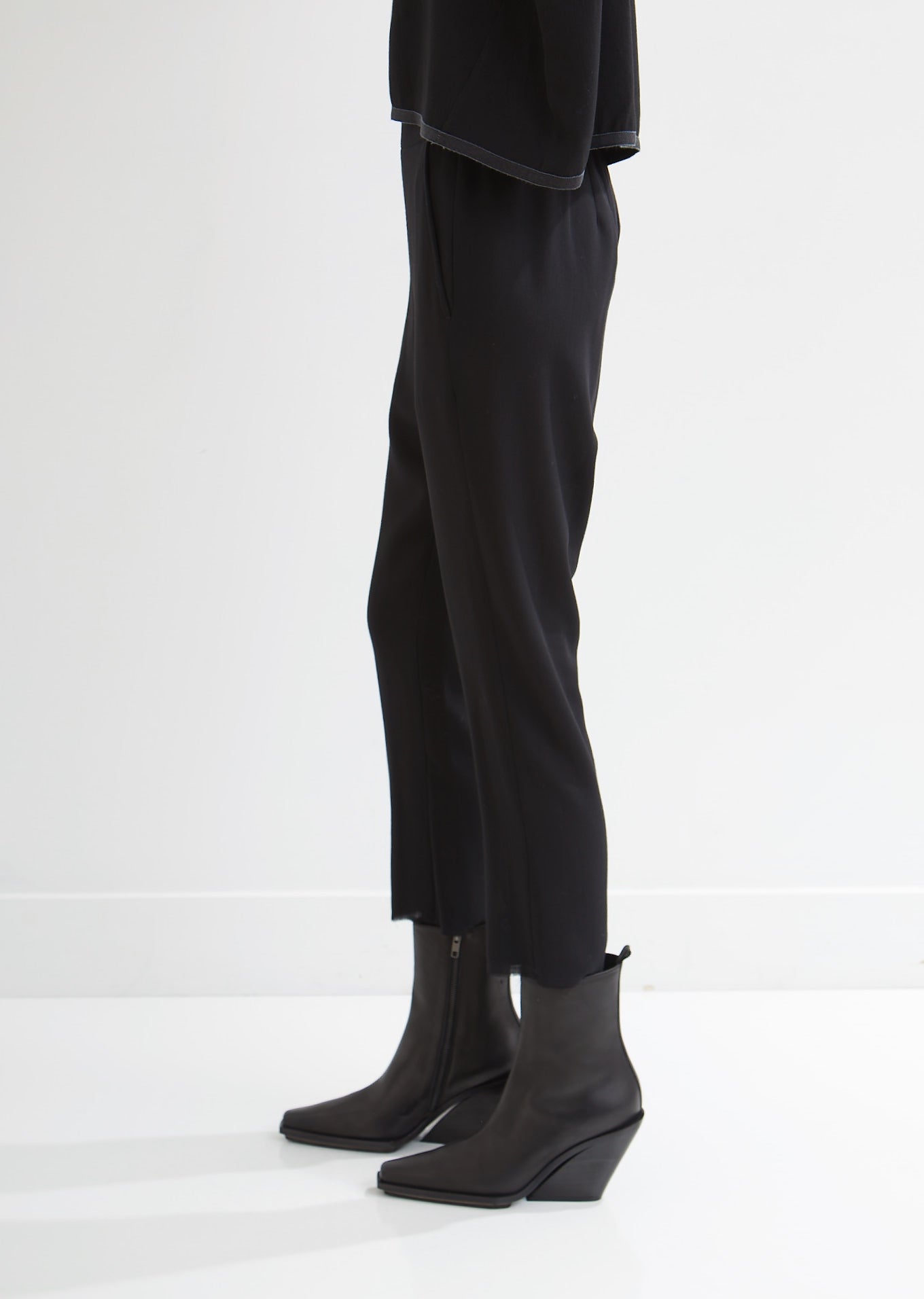 Northrop Wool Trousers by Ann Demeulemeester- La Garçonne