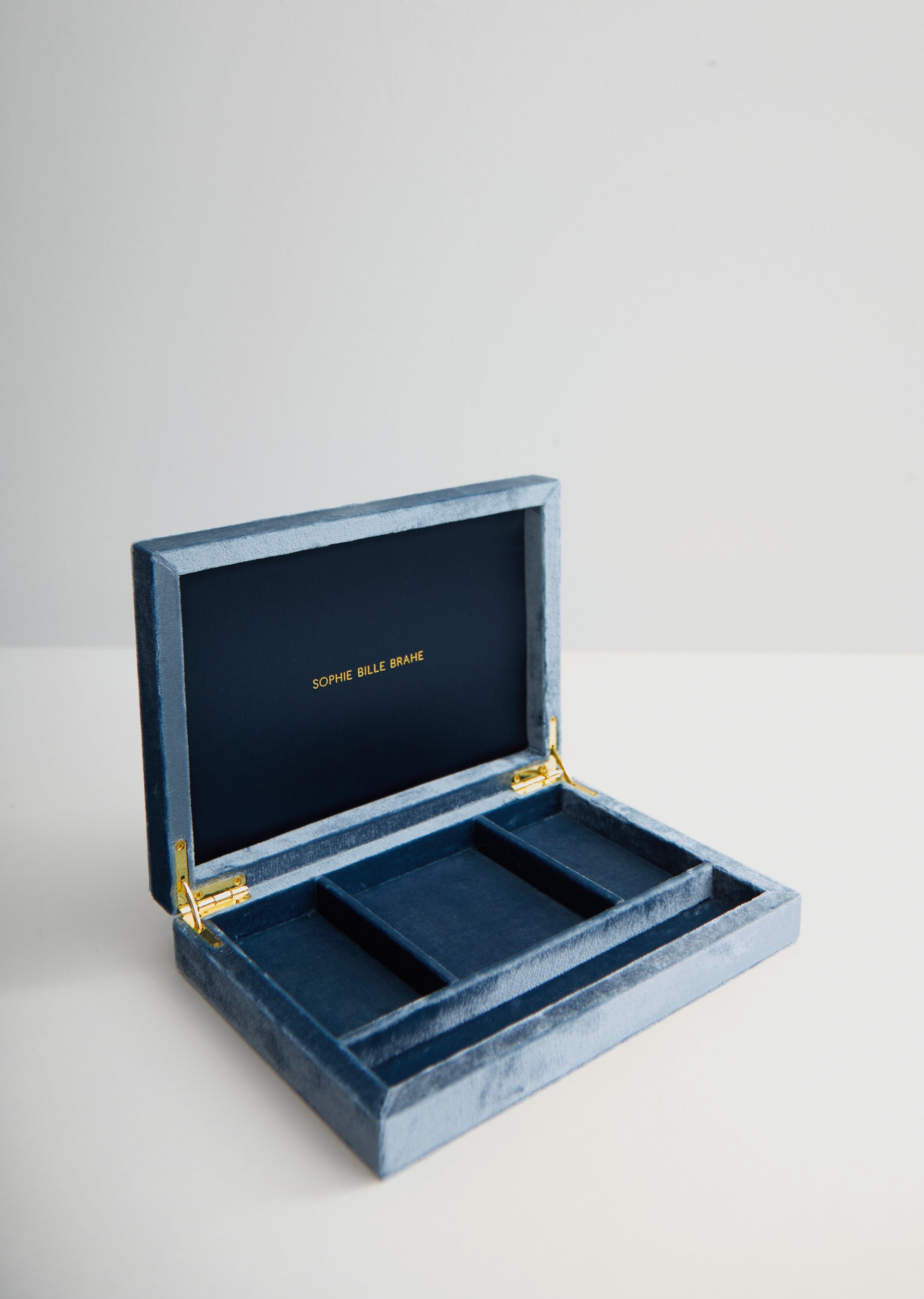 Tresor Velvet Jewelry Box — Blue – La Garçonne