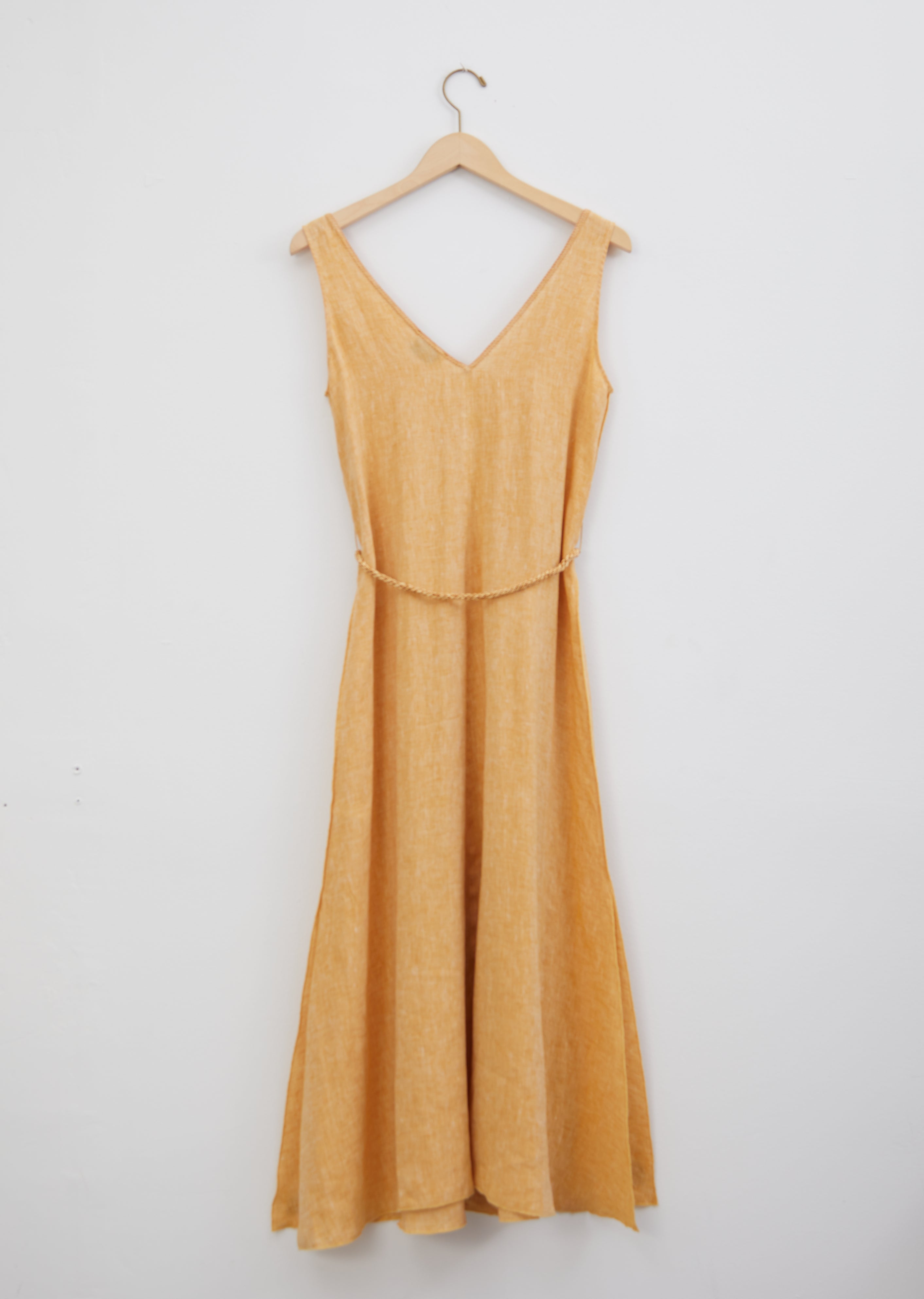 Shimmering Linen Dress with Belt – La Garçonne