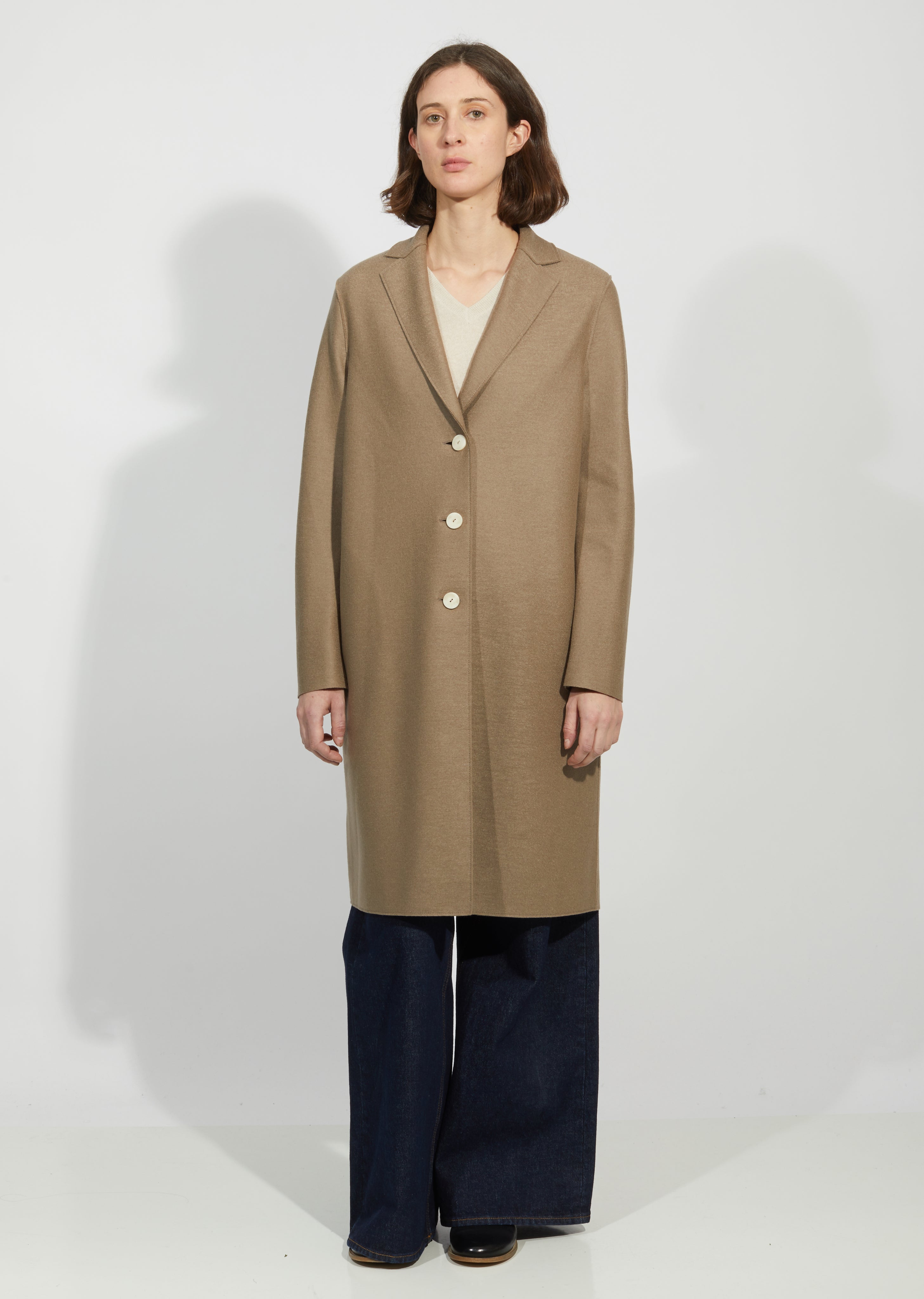 Light Pressed Wool Coat – La Garçonne