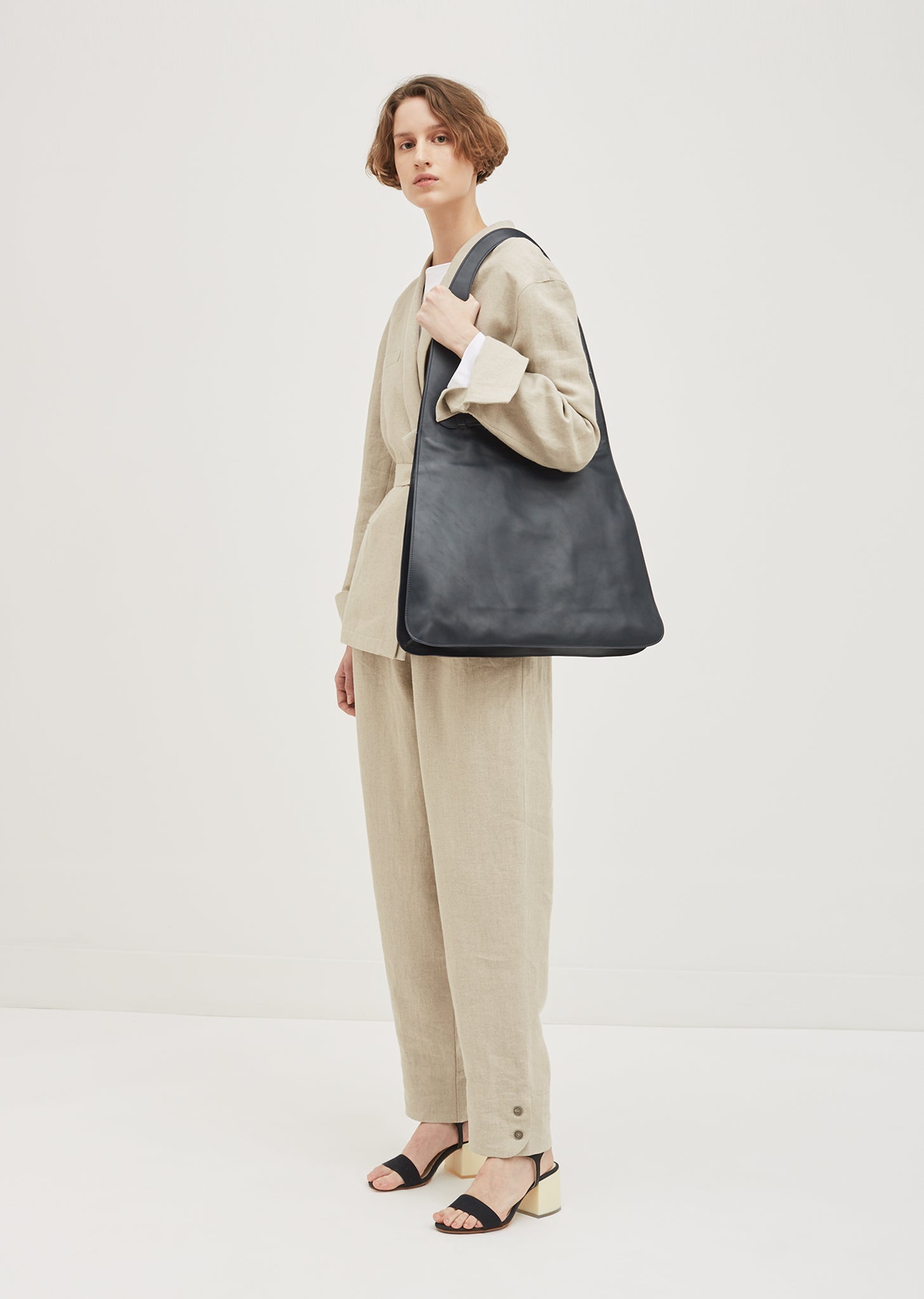 Sustainable Leather Shoulder Bag by Nehera- La Garçonne