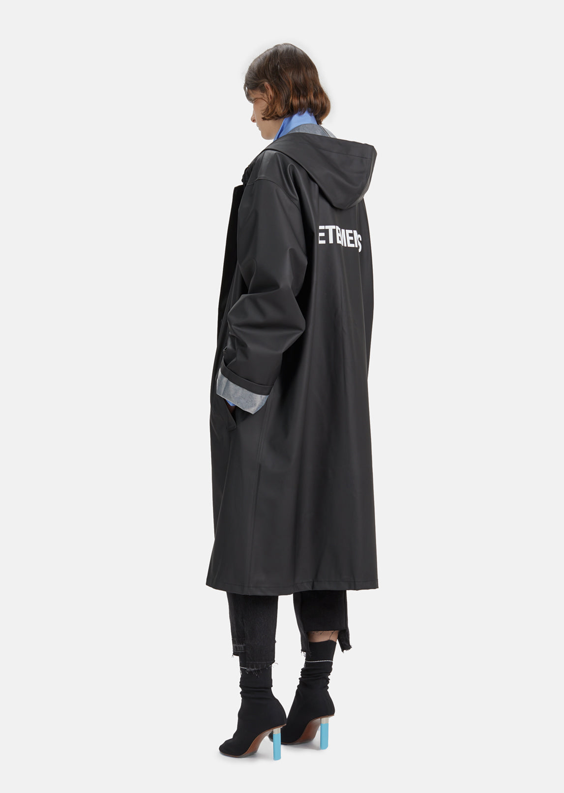 VETEMENTS rubber raincoat black 2017