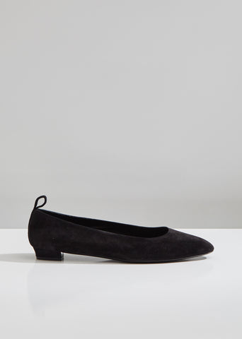 Lady Di Suede Flats – La Garçonne