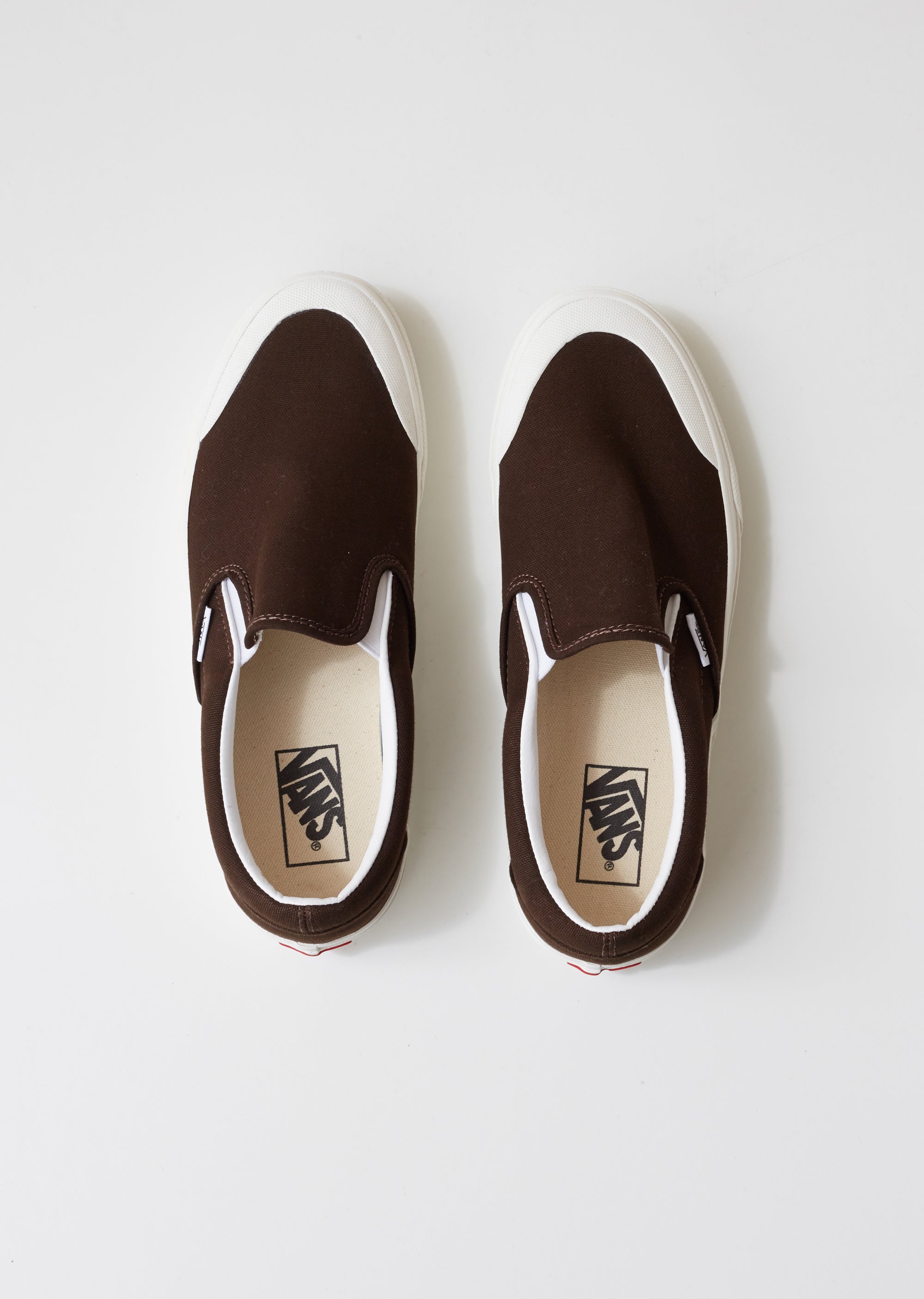 vans canvas slip on 138