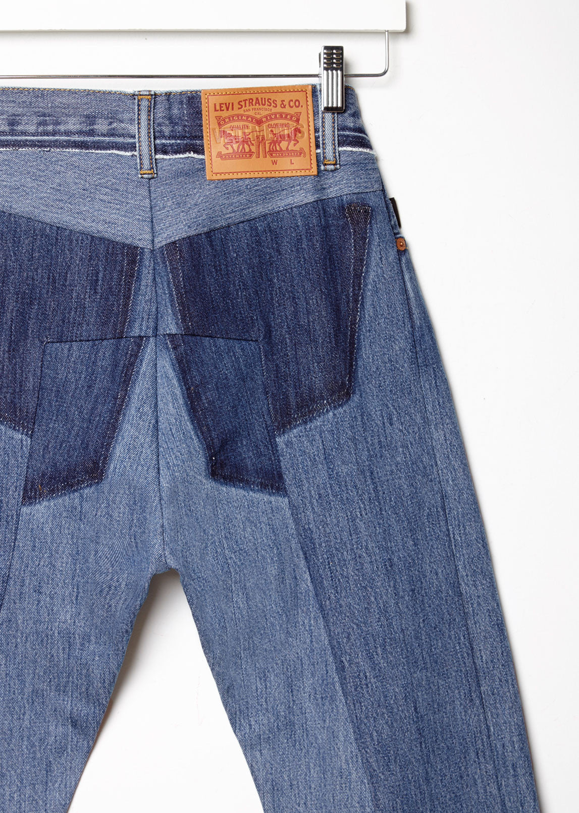 X Levi's Classic Reworked Jeans by Vetements - La Garçonne