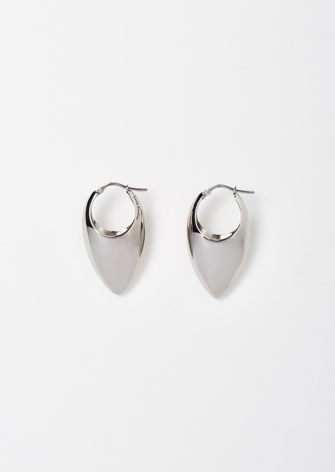Nisha Earrings by Acne Studios - La Garçonne