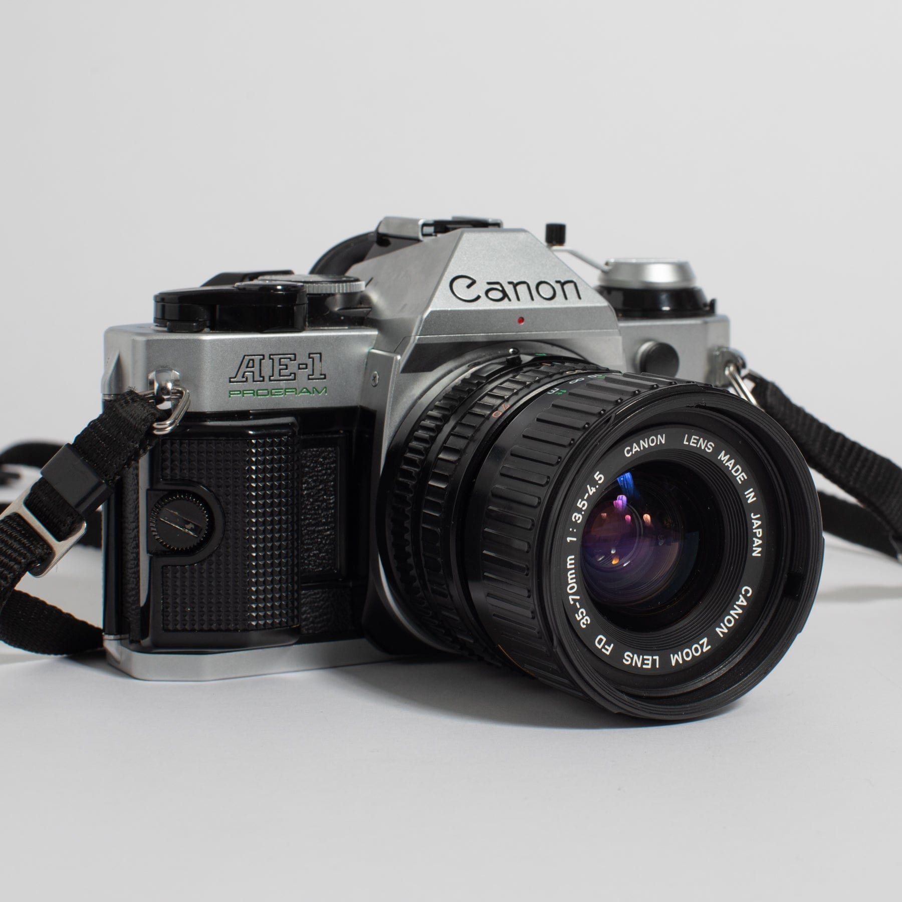 Canon AE-1 PROGRAM Canon FD 35-70mm 1:4