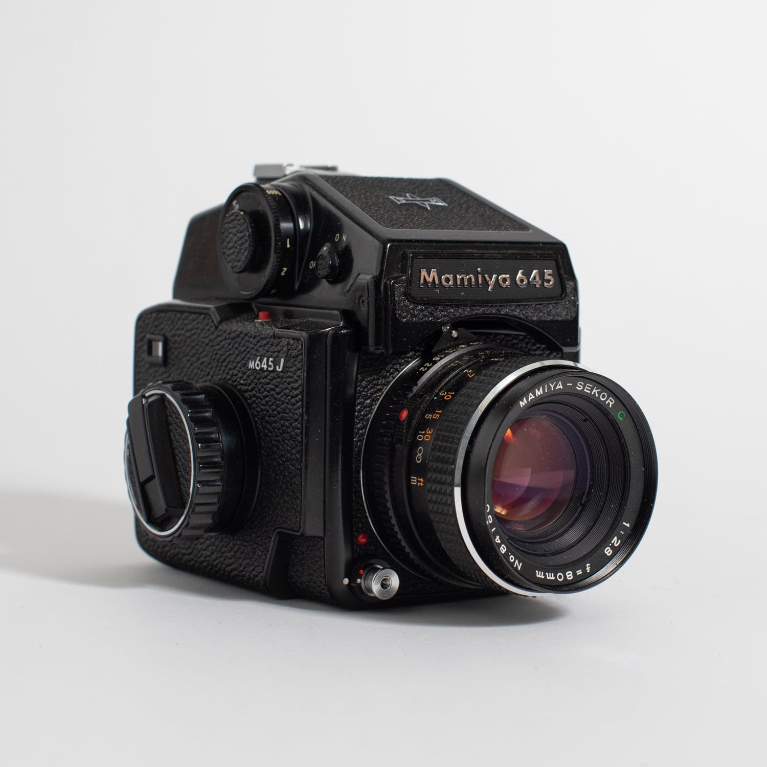 Mamiya M 645 1000S with 80mm f/2.8 Lens and Grip – Film Supply Club