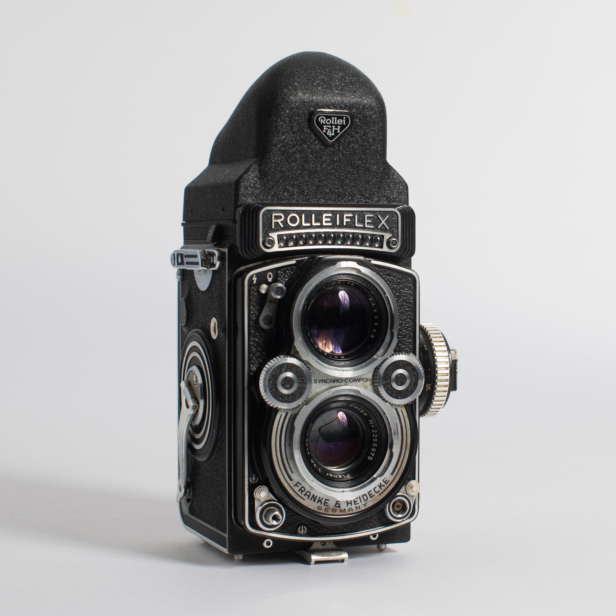 Rolleiflex 3.5F, 75mm Zeiss Planar, with Eye-Level Prism – Film