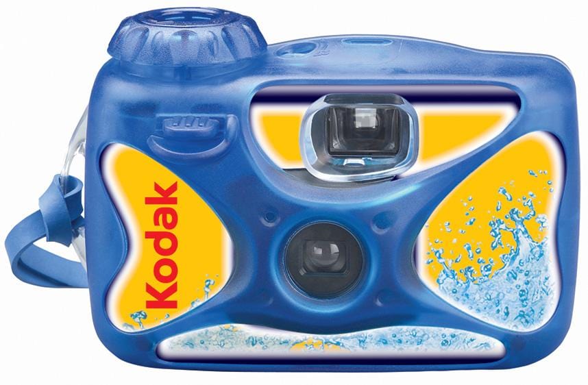 Camara Desechable FLASH Analoga con Rollo Kodak de 27 EXP