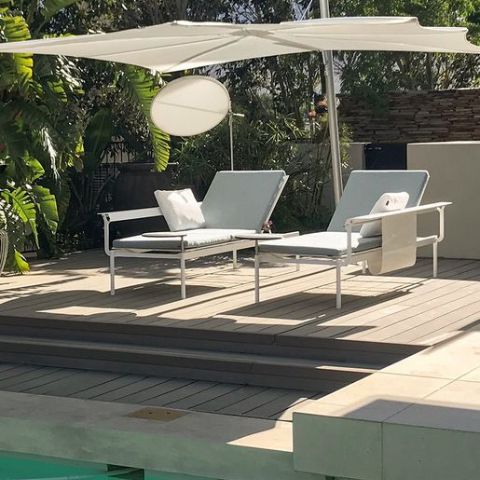 EXTREMIS OUTDOOR SUNBEDS