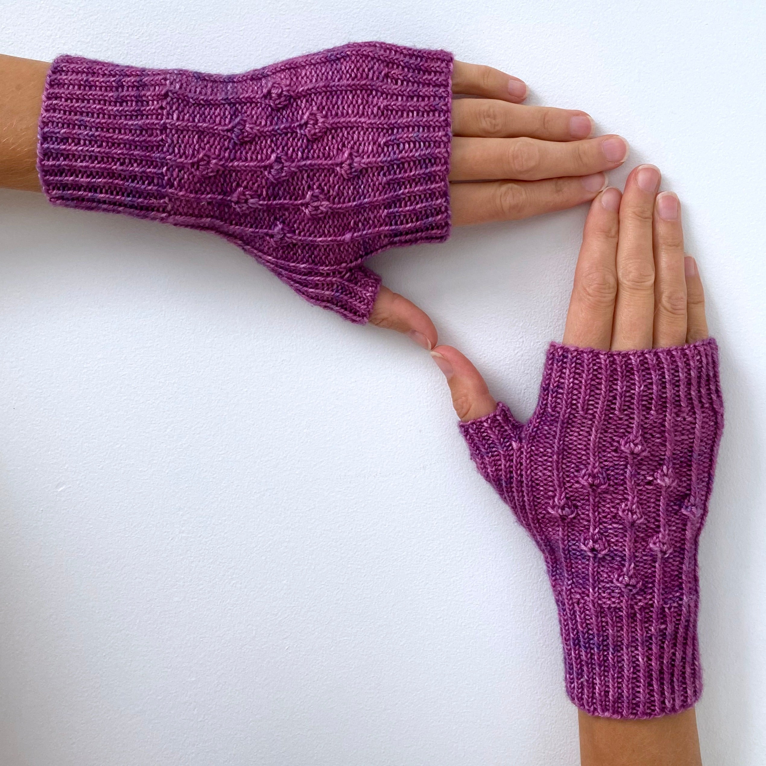 Cyclamen Mitts by Sophie McKane