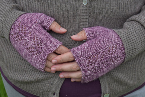 Willow Fingerless Mitts by Victoria Magnus