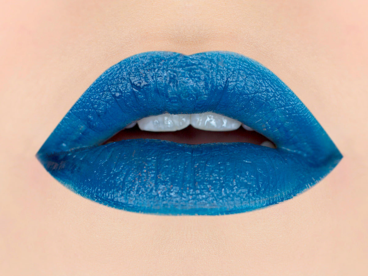 teal blue lipstick