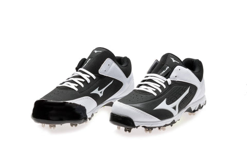 mizuno metal softball cleats with pitching toe