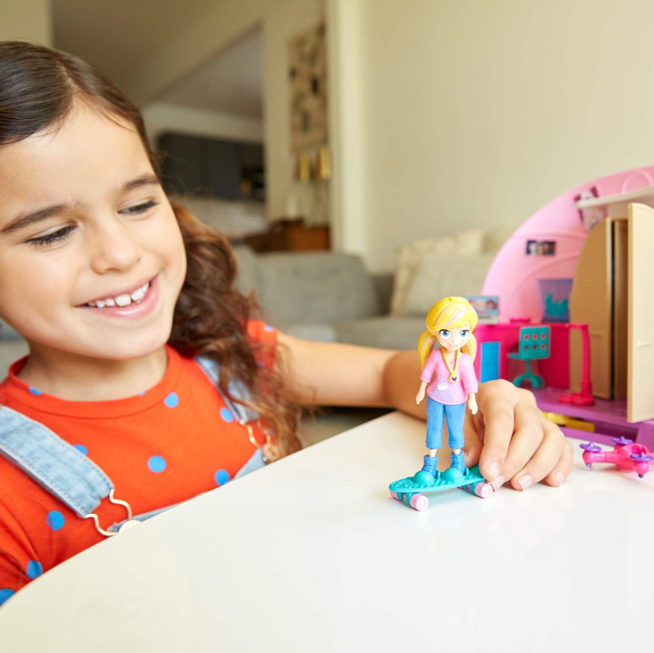 Polly Pocket Go Tiny! Room Playset with Adventure Dolls & Accessories ...