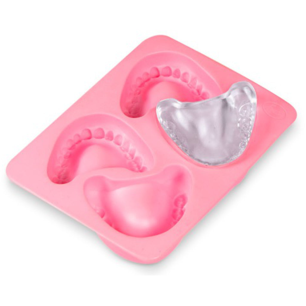 https://cdn.shopify.com/s/files/1/1531/4421/products/frozen-smiles-ice-cube-tray-product-by-fred-friends_1024x1024.jpg?v=1503852247