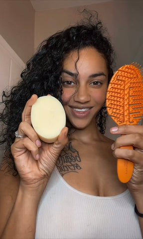 Tree Naturals Conditioner Bar and Detangling Brush