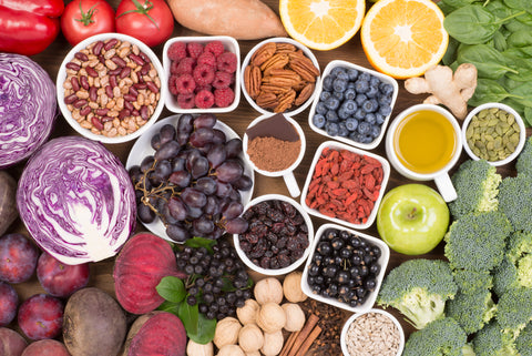 natural antioxidants, berries, cocoa, nuts, green vegetables