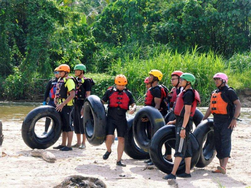 Kampar River 3 Activity Teambuilding Adventure 3 Days 2 Nights Malaysia Adventoro