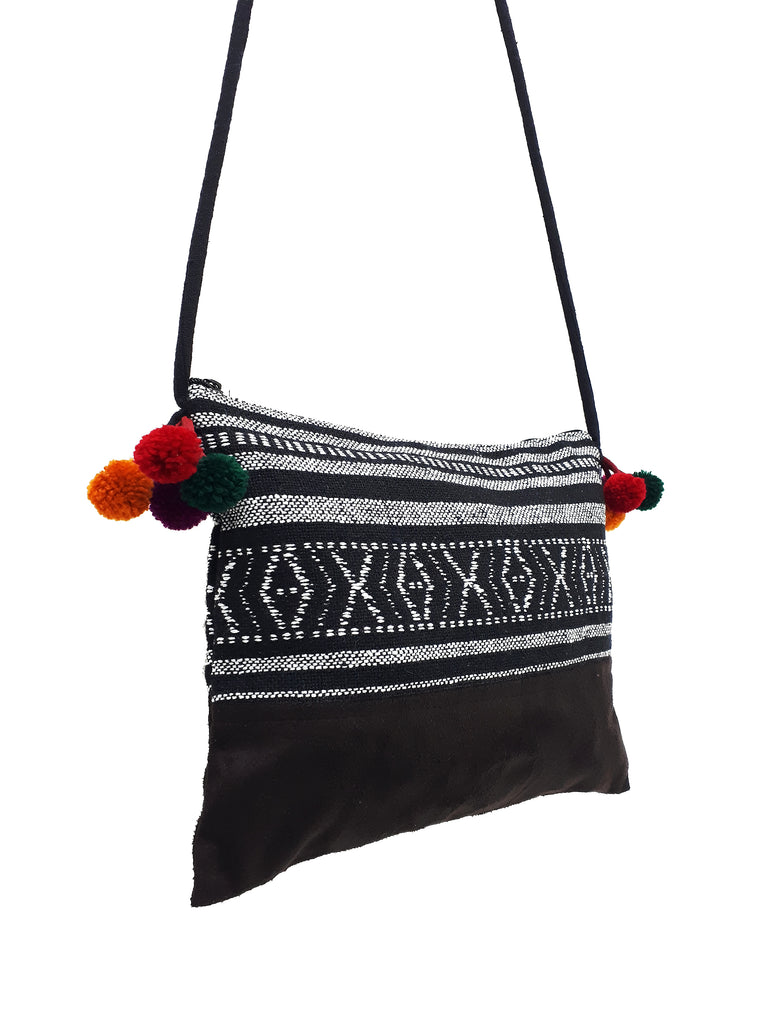 pom pom woven bag