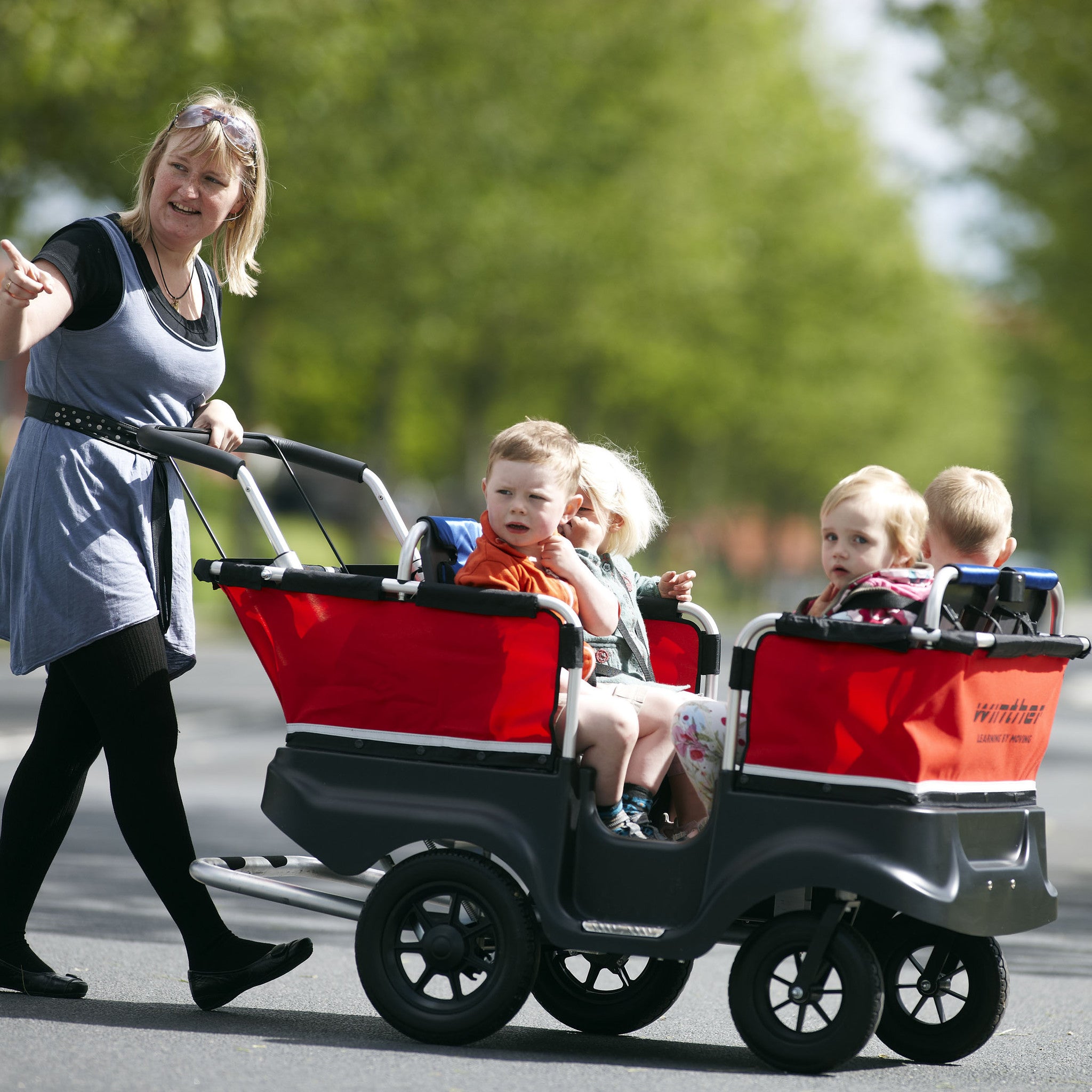 stroller for four kids