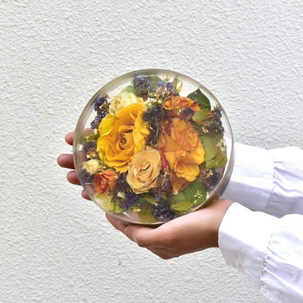 Preserving Your Wedding Bouquet in Resin