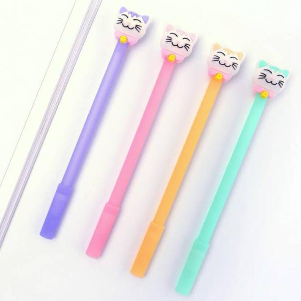 Maneki-neko Fortune Cat Pens are perfect for planning, for work, home, desk or for school. They will be a beautiful addition to your pen collection! 
