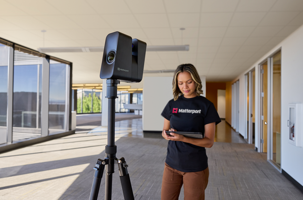 Scanning outside with a Matterport Pro3 LiDAR scanner