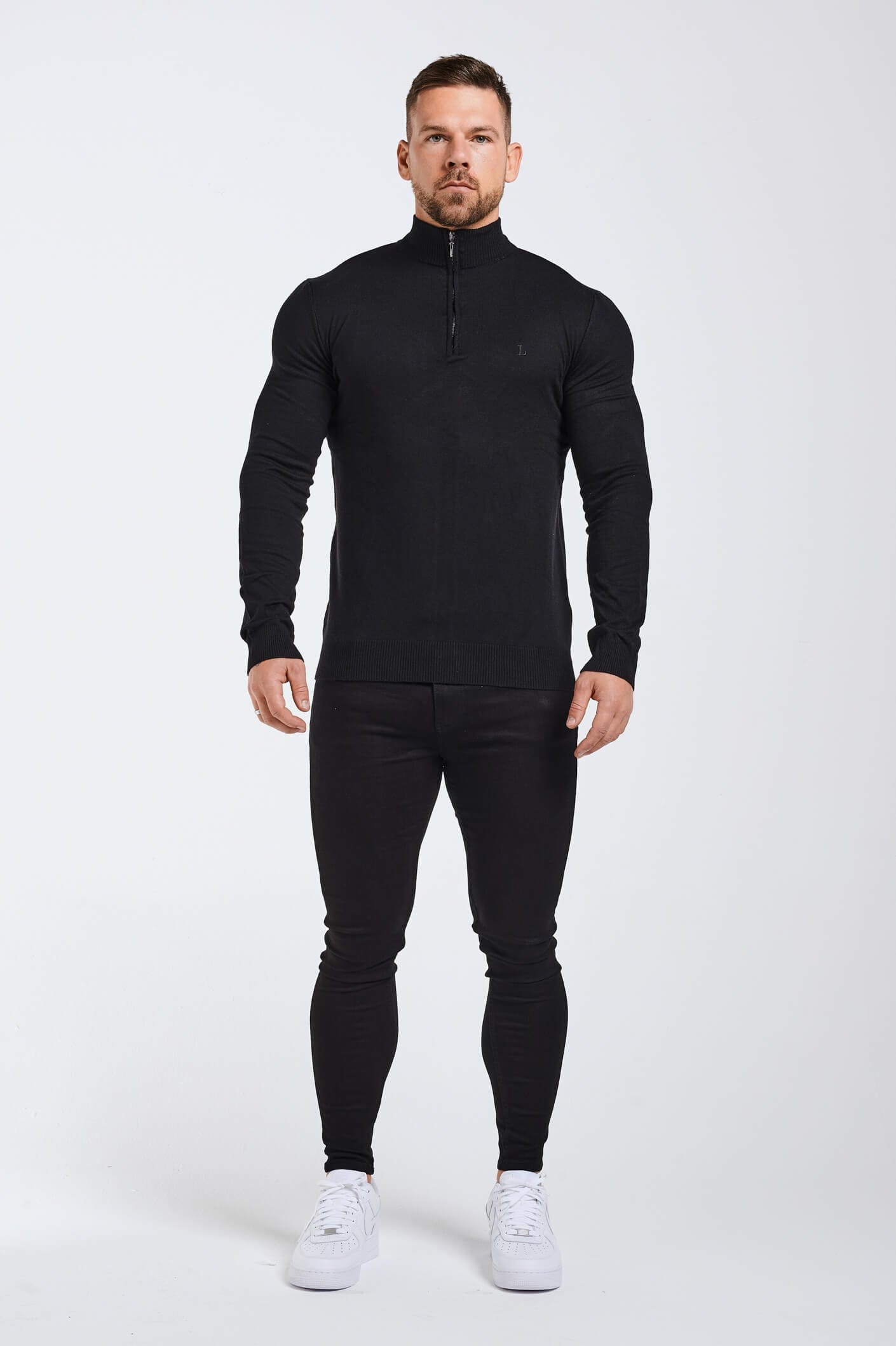 KNIT MUSCLE FIT SWEATER - BLACK