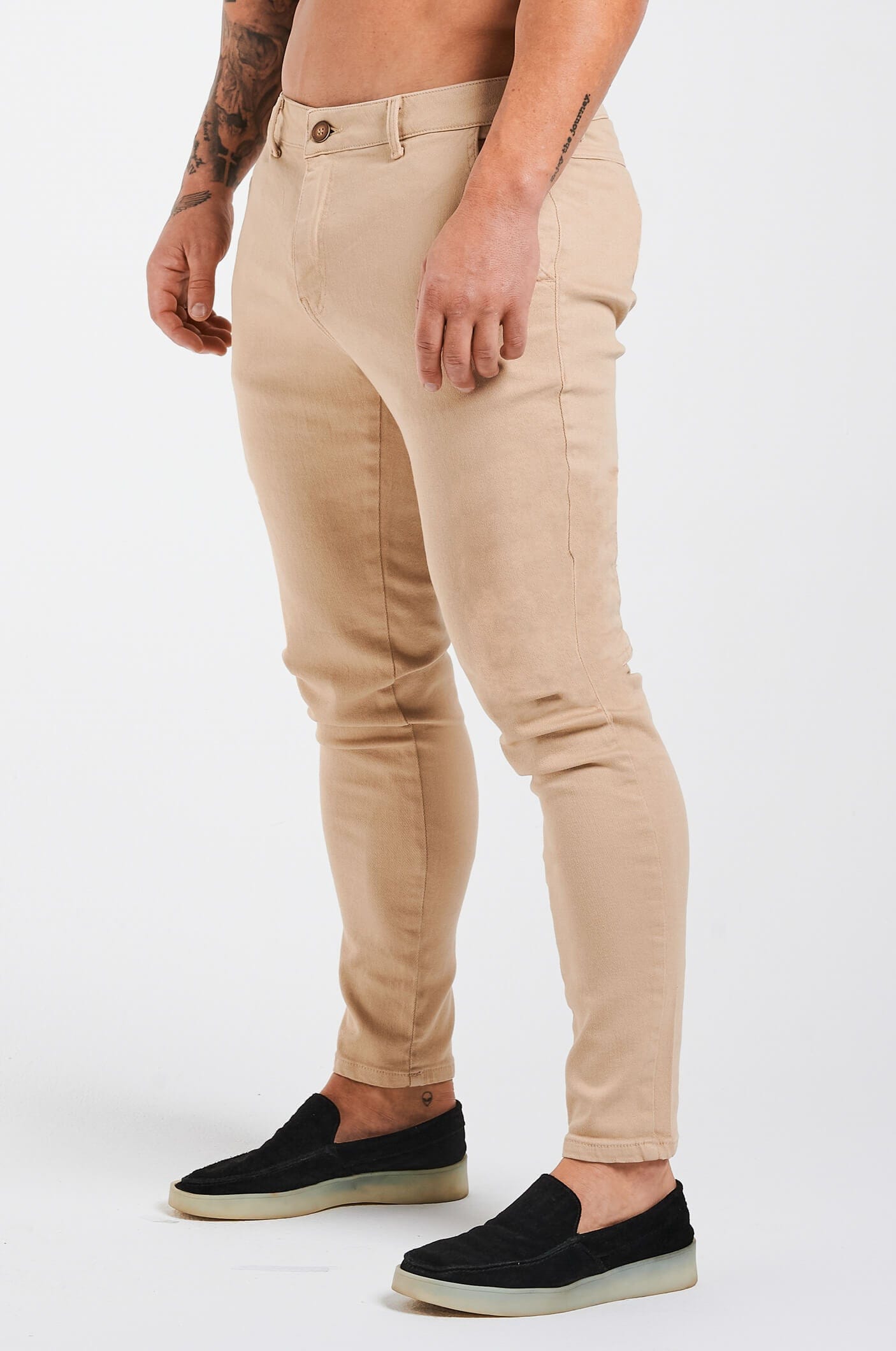 TEXTURED STRETCH CHINO - BEIGE