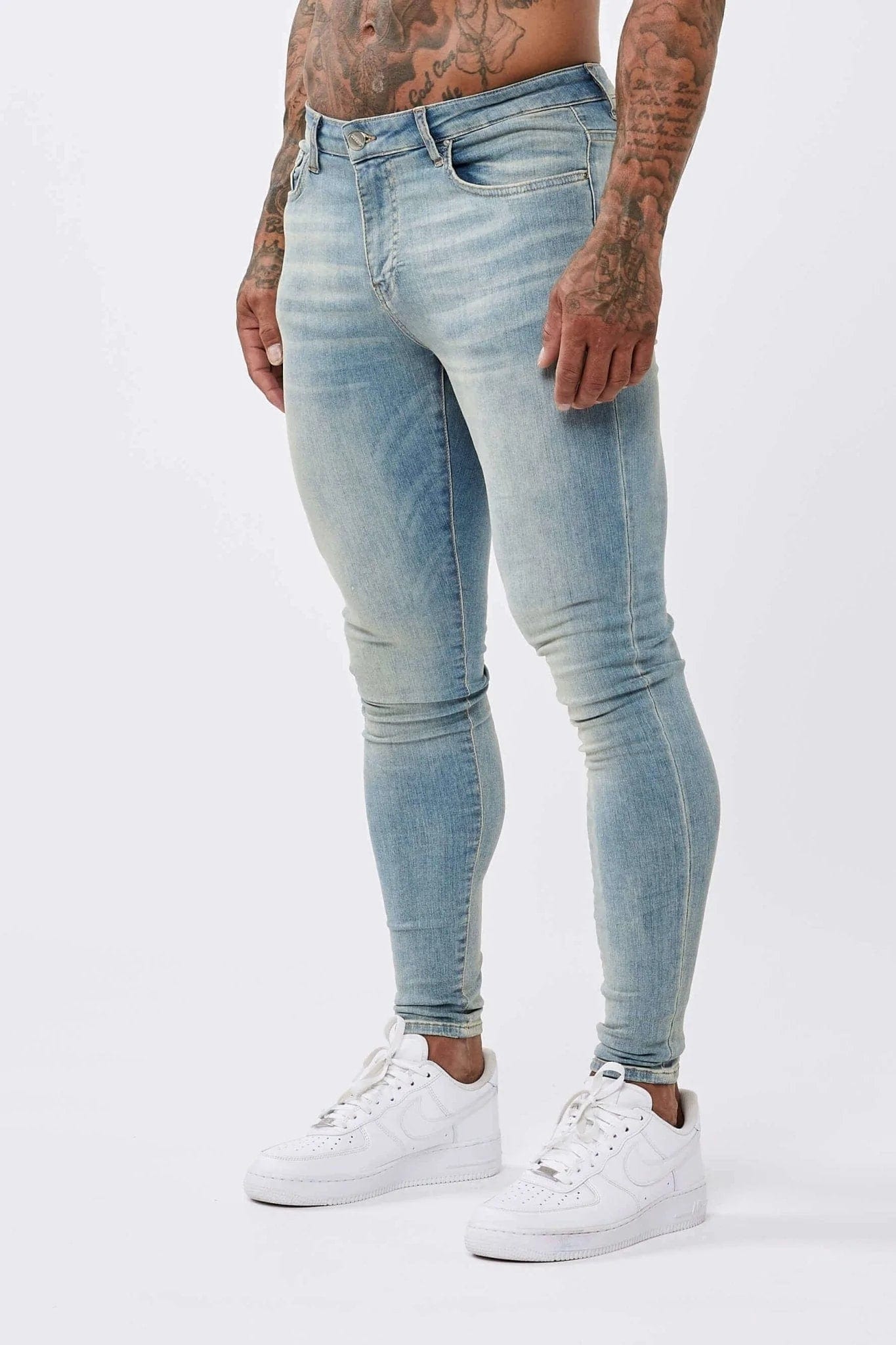 LIGHT WASHED SAND BLUE - SPRAY ON JEANS