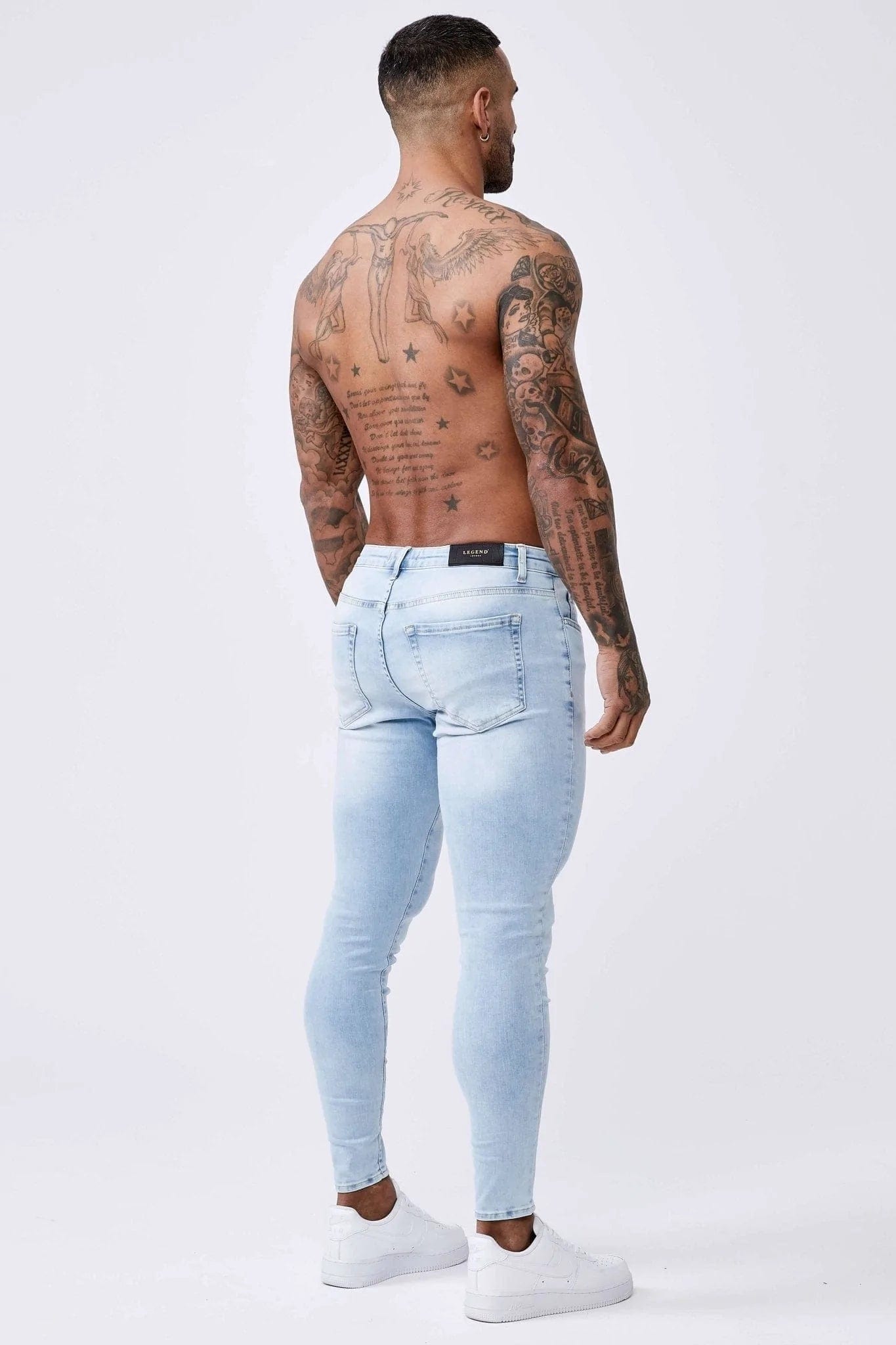 PALE BLUE WASH - SPRAY-ON JEANS