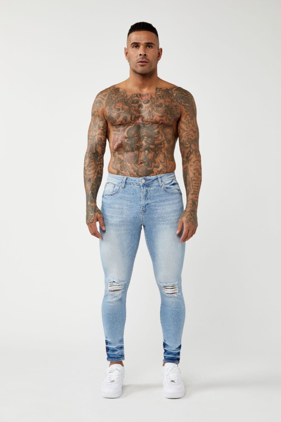 PREMIUM SPRAY-ON FIT JEANS - LIGHT BLUE RIPPED KNEE