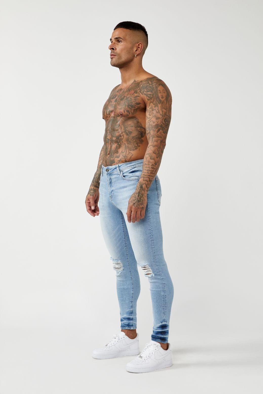 PREMIUM SPRAY-ON FIT JEANS - LIGHT BLUE RIPPED KNEE